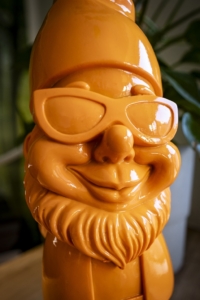 Gartenzwerg mit Sonnenbrille